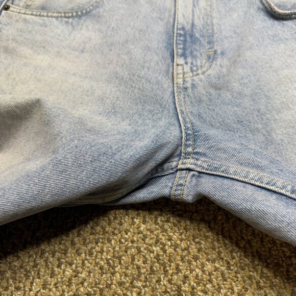 Zara Light Wash Distressed High waisted Straight Leg  Denim Jeans Size 31 - Picture 4 of 15